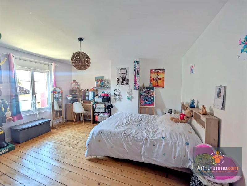 Appartement - 105 m² - 4 pièces