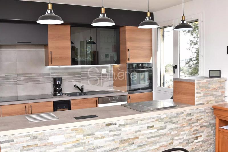 Villa - 80 m² - 4 pièces