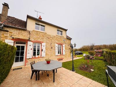 Maison - 113 m² - 5 pièces