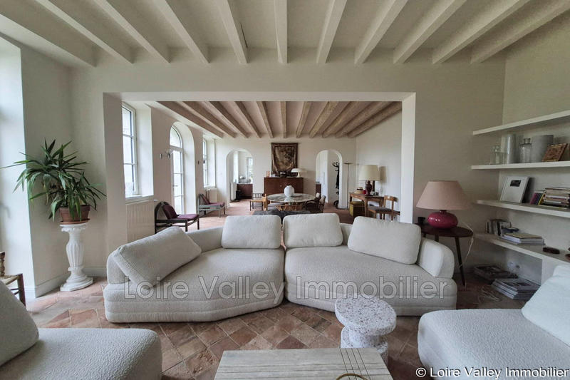 Maison - 211 m² - 6 pièces