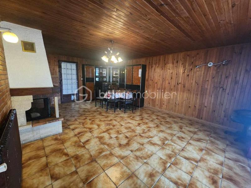 Maison traditionnelle - 118 m² - 6 pièces