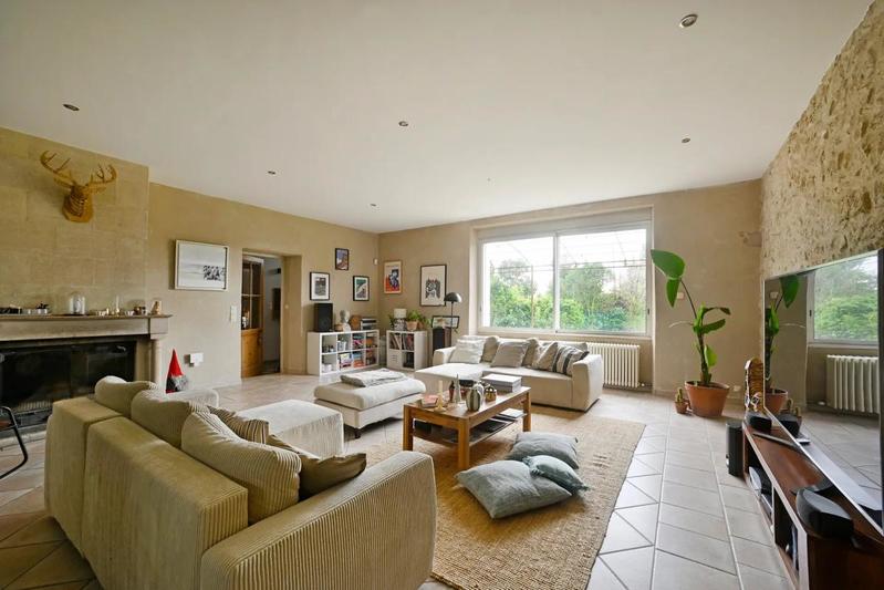 Mas - 296 m² - 7 pièces