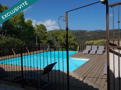 Maison - 175 m² - 7 pièces