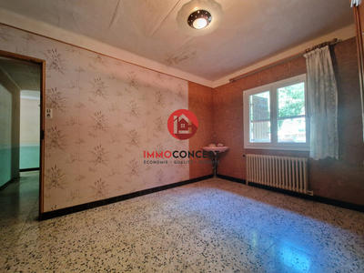 Maison - 98 m² - 6 pièces