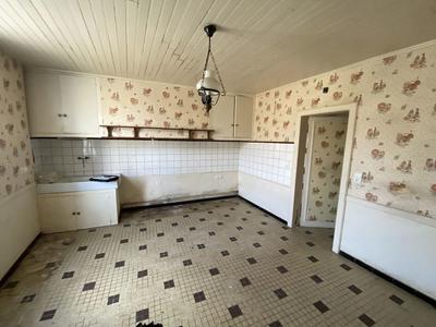 Maison - 160 m² - 7 pièces