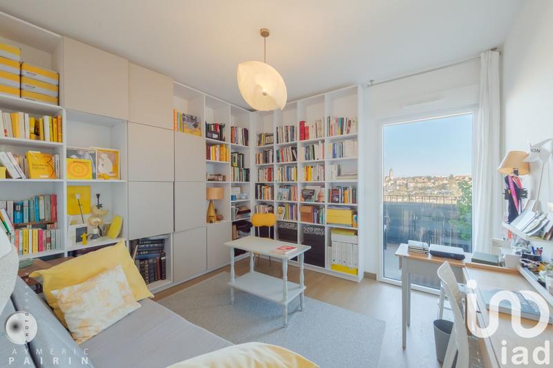 Appartement - 82 m² - 3 pièces