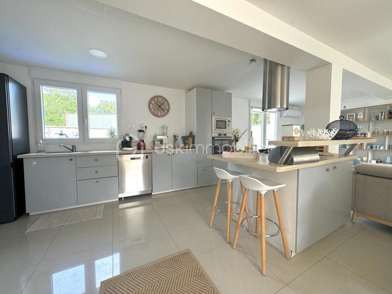 Maison - 140 m² - 6 pièces