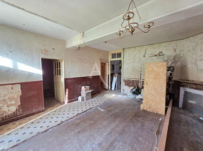 Maison - 90 m² - 3 pièces