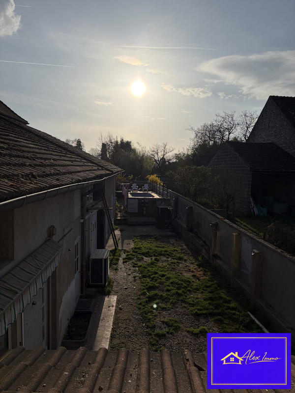 Maison - 140 m² - 6 pièces