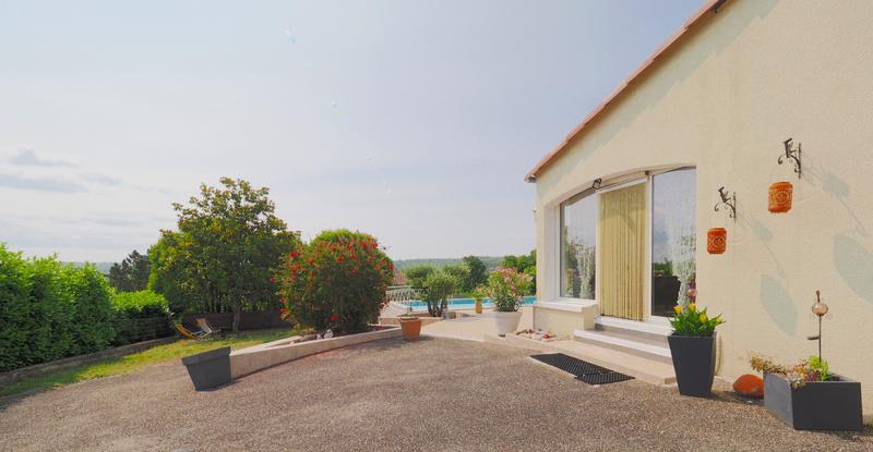 Villa - 134 m² - 4 pièces
