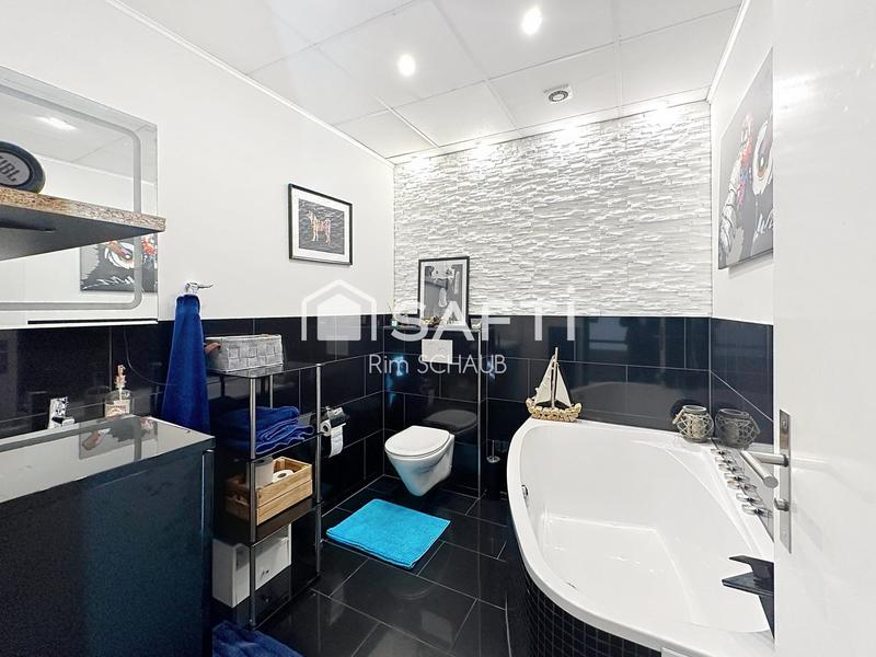 Appartement - 200 m² - 4 pièces