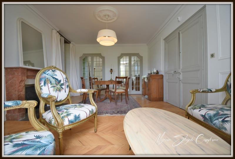 Maison bourgeoise - 420 m² - 14 pièces