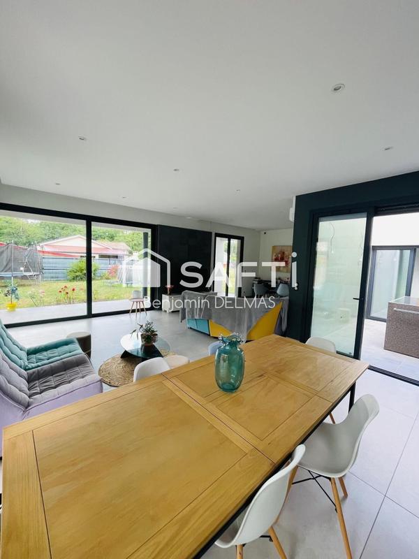 Maison - 140 m² - 4 pièces