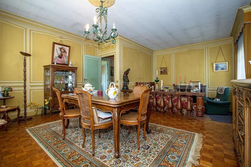 Immeuble - 156 m² - 7 pièces