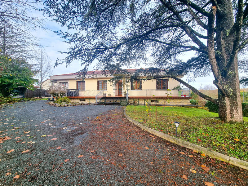 Maison - 143 m² - 4 pièces