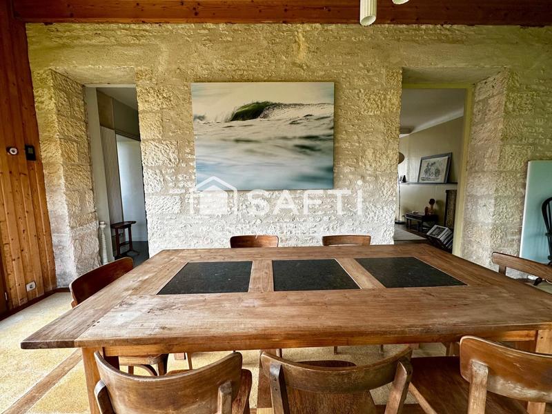 Maison - 171 m² - 8 pièces