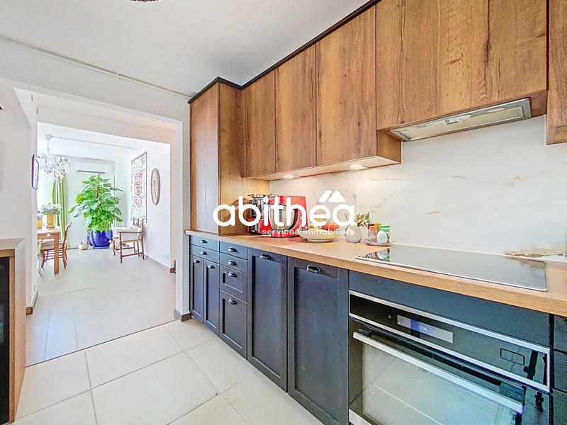 Appartement - 161 m² - 4 pièces