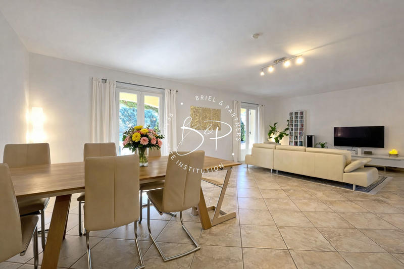 Maison - 149 m² - 5 pièces