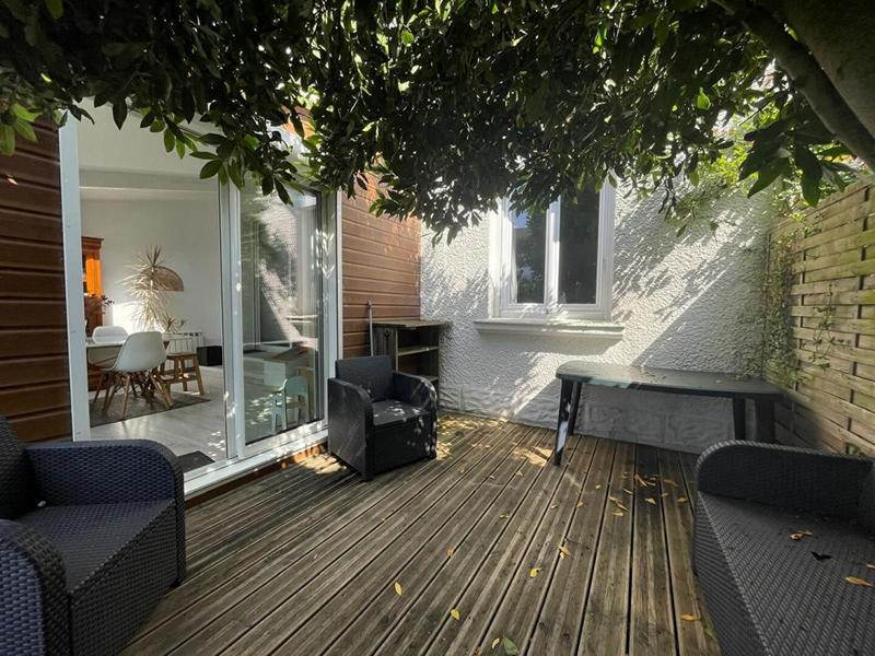 Maison - 111 m² - 6 pièces