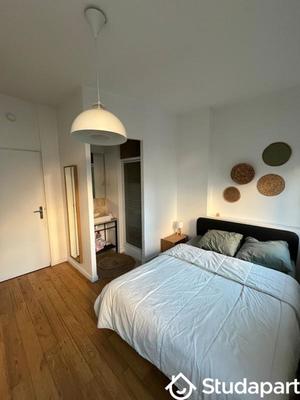 Chambre - 13 m² - 1 pièce