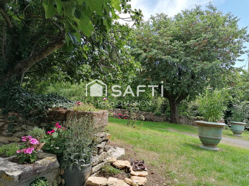 Maison - 229 m² - 7 pièces