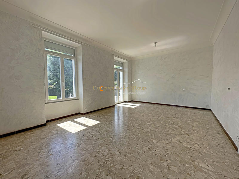 Maison traditionnelle - 155 m² - 6 pièces