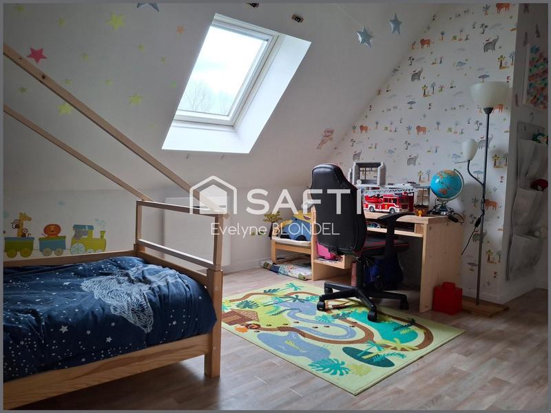 Maison - 104 m² - 7 pièces