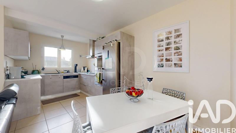 Maison - 80 m² - 4 pièces