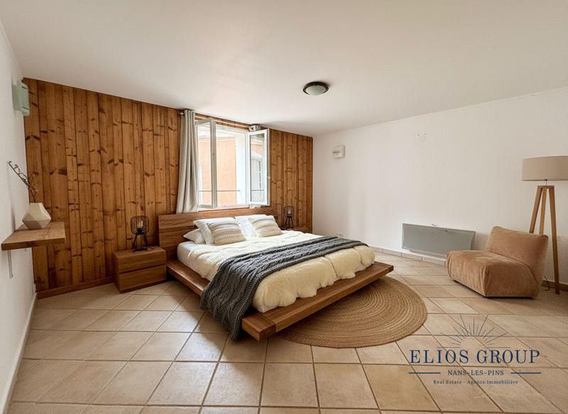 Maison - 158 m² - 4 pièces