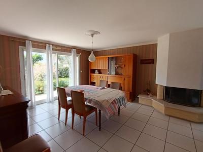 Maison - 121 m² - 5 pièces