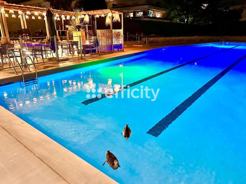 Appartement - 92 m² - 3 pièces