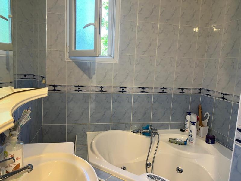 Appartement - 102 m² - 4 pièces