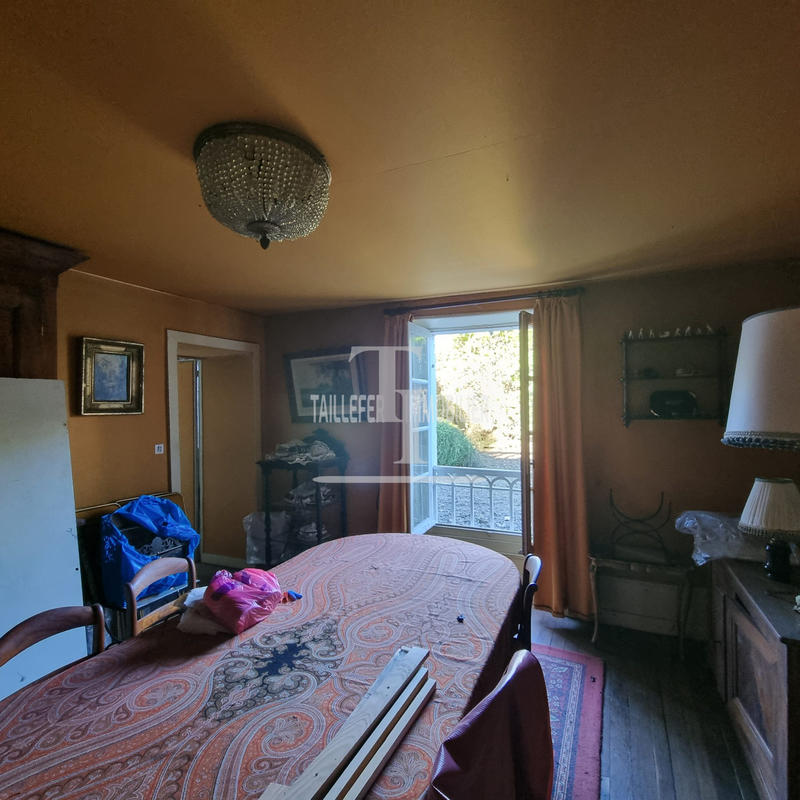 Maison ancienne - 180 m² - 7 pièces