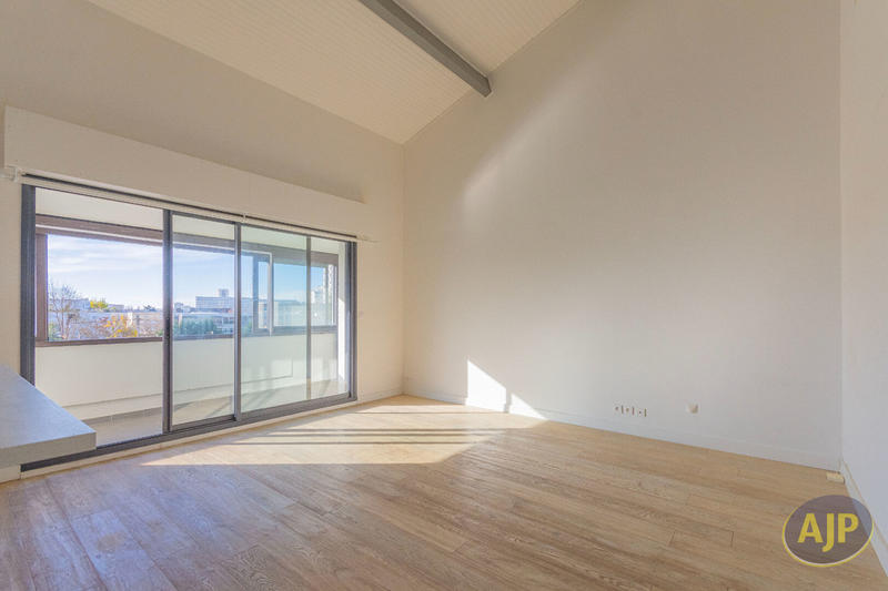 Appartement - 109 m² - 4 pièces