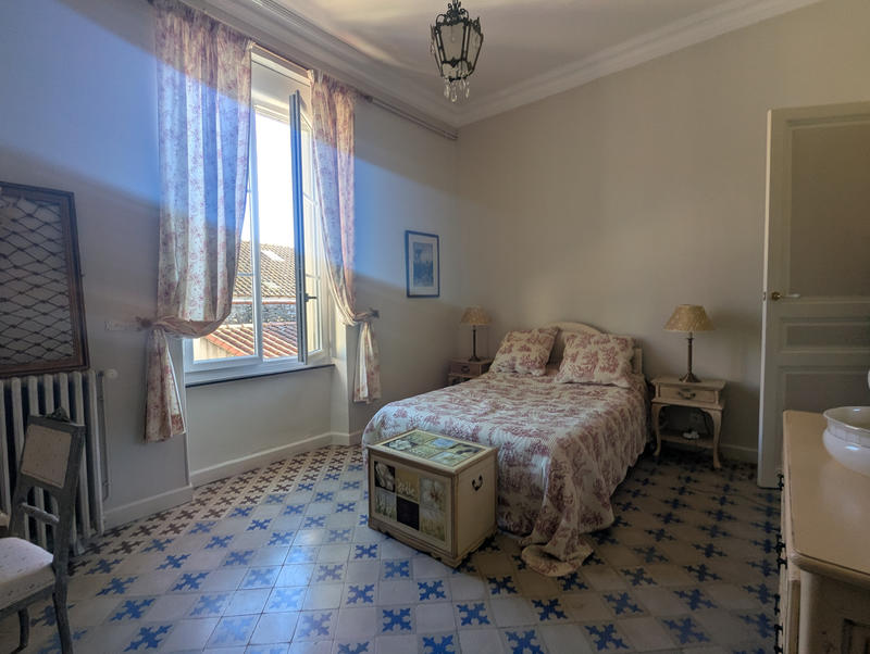 Maison - 170 m² - 7 pièces