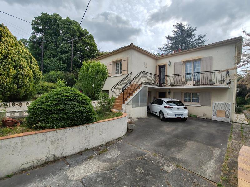 Maison - 130 m² - 7 pièces