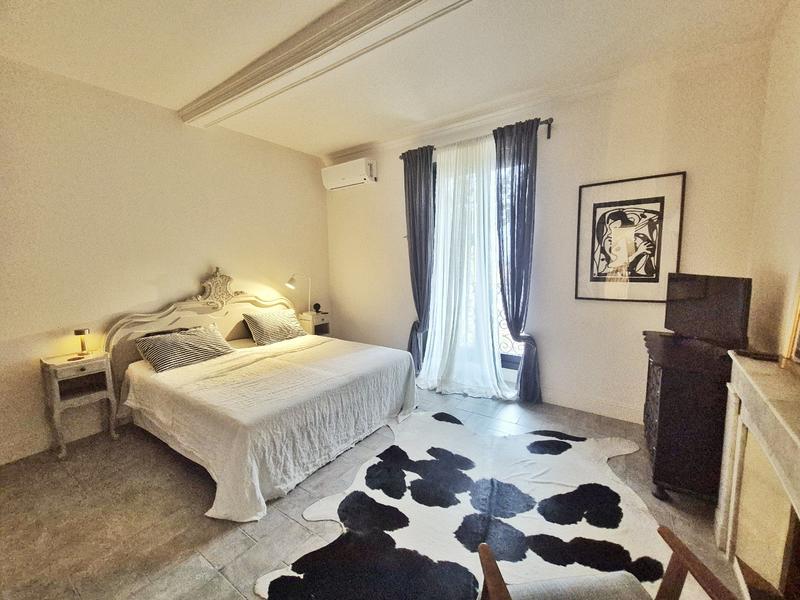 Maison bourgeoise - 200 m² - 7 pièces