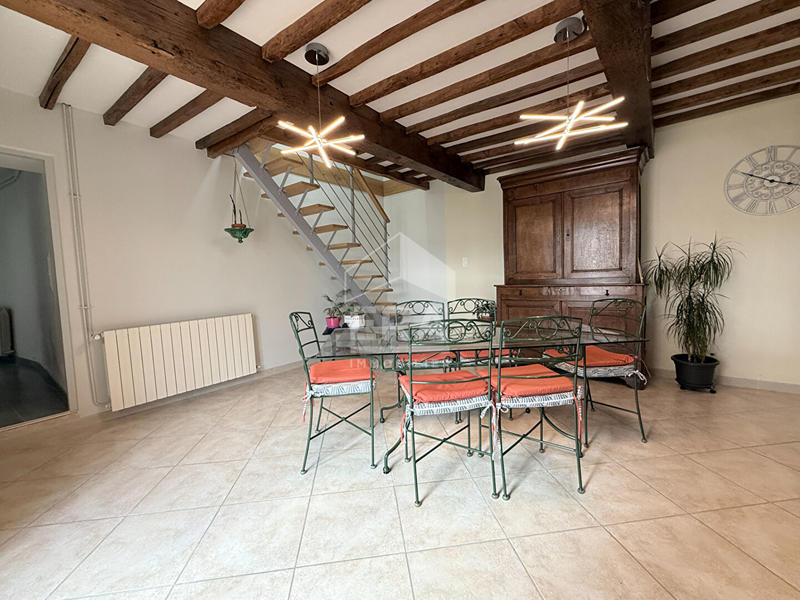Maison - 184 m² - 6 pièces