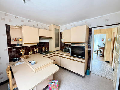 Maison - 140 m² - 7 pièces