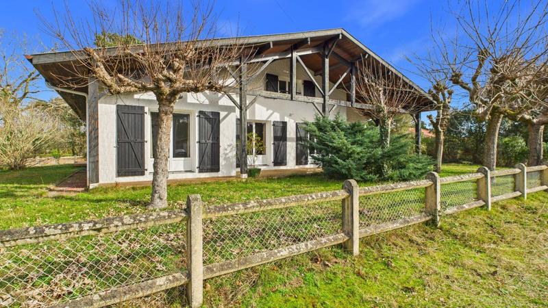 Maison - 150 m² - 7 pièces