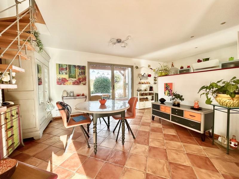 Maison - 147 m² - 6 pièces