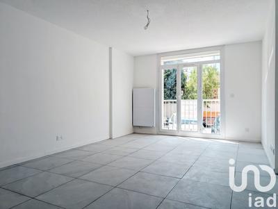 Appartement - 80 m² - 3 pièces