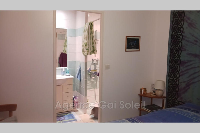 Villa - 90 m² - 4 pièces