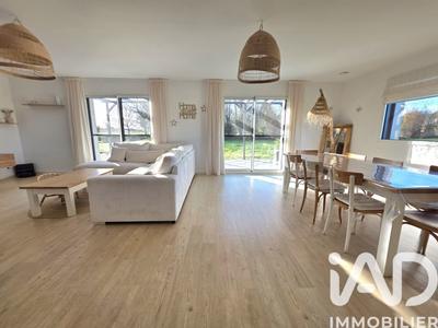 Maison - 141 m² - 4 pièces