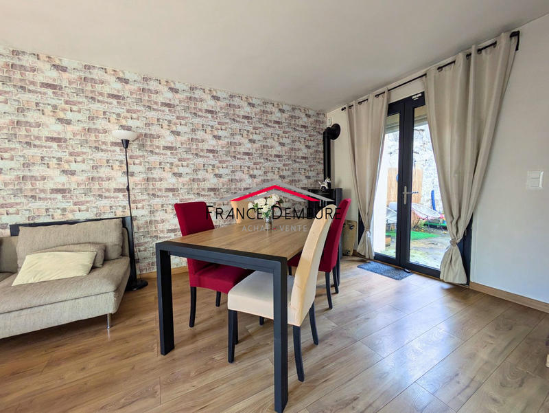 Maison - 108 m² - 5 pièces