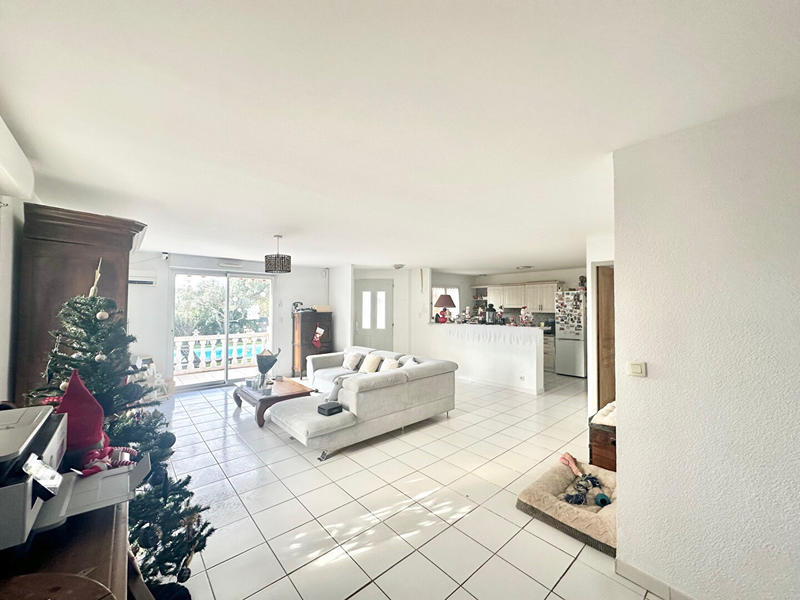 Maison - 110 m² - 4 pièces