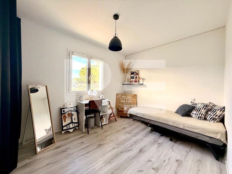 Villa - 102 m² - 5 pièces