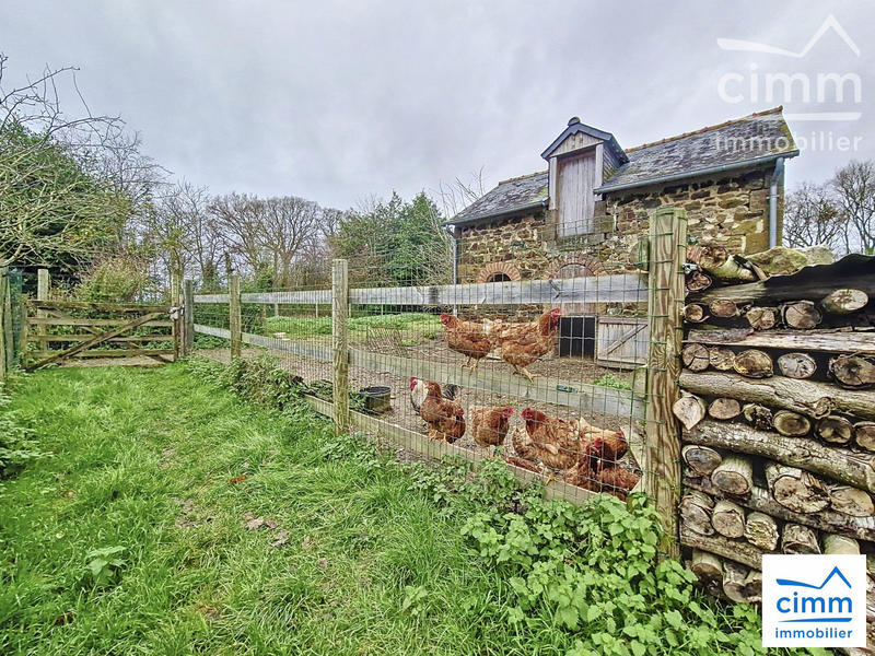 Maison ancienne - 290 m² - 8 pièces