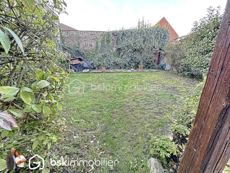 Maison - 212 m² - 7 pièces