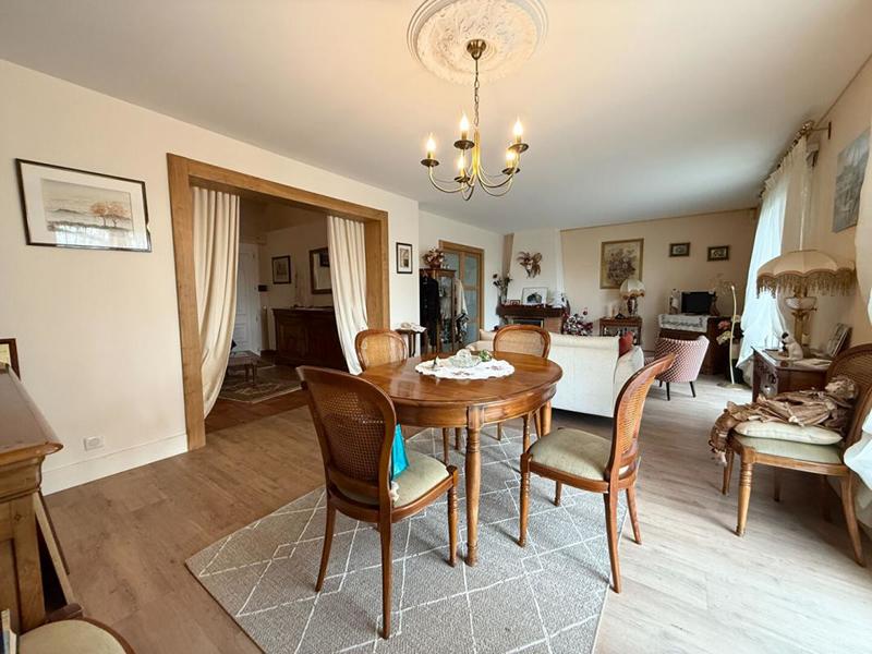 Maison - 133 m² - 6 pièces